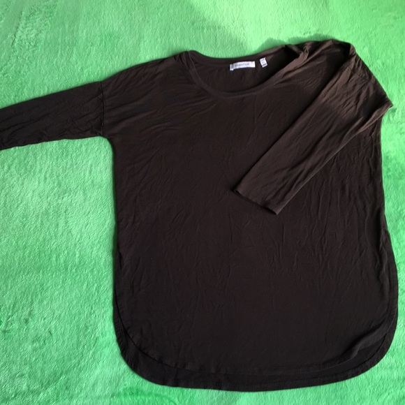 Aritzia Babaton top